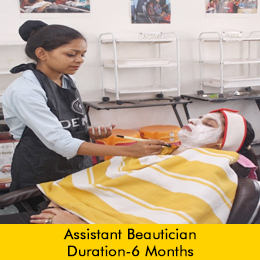 assistant-beautician